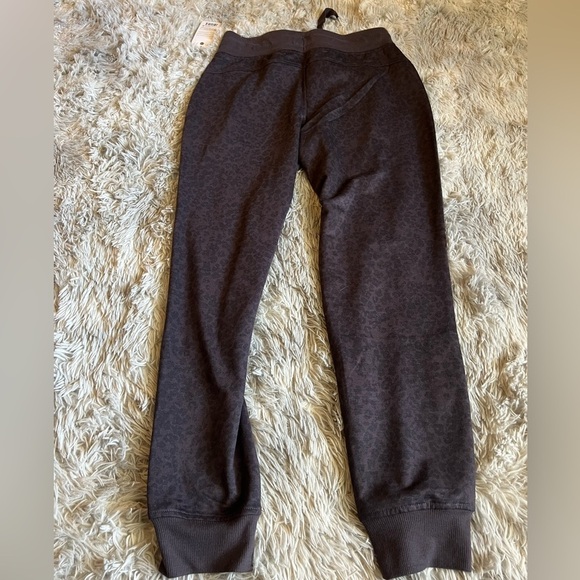 NWT Apana little leopard purple printed jogger sweatpants - Picture 5 of 5